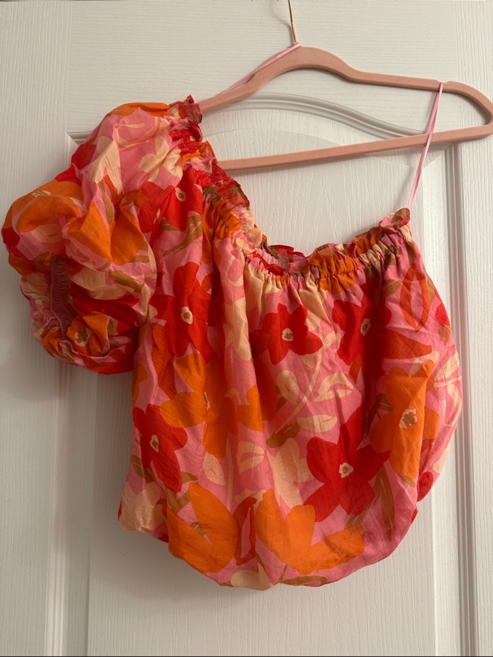 Astr Pink & Orange Floral Off-Shoulder Puff Sleeve Top